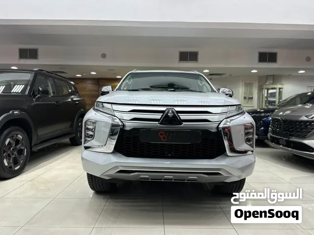 Mitsibhushi Montero Sport 4WD