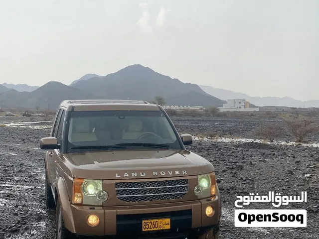 Used Land Rover LR3 in Al Dakhiliya