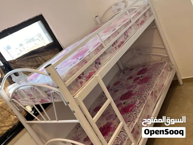 تخت حديد طابقين