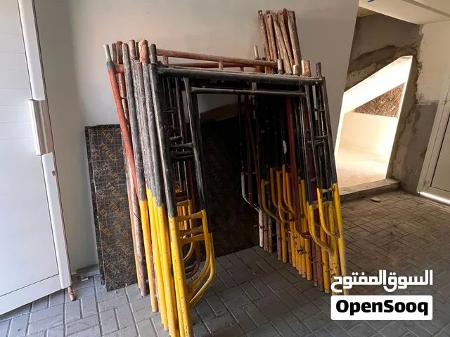 للبيع معدات بناء مستعملة و ابواب و نوافذ - Used Construction Equipment for Sale
