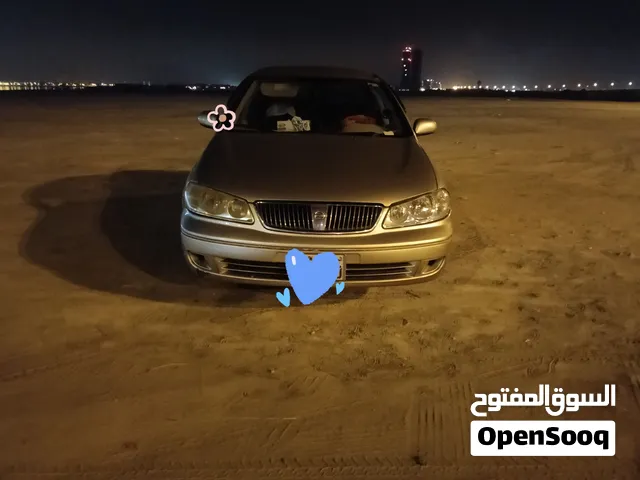 well maintained car for sale excellent condition Nissan sunny 2004 golden