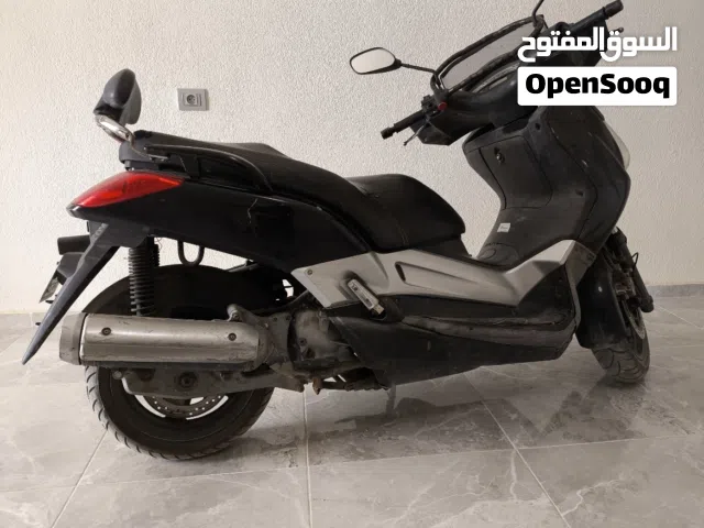 xmax 125 2006 son carte grise bon état