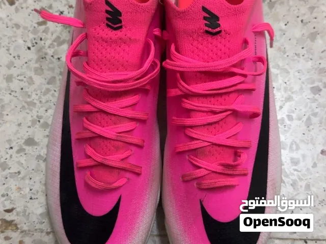 Soulier tout terrain  Nike Mercurial Vapor 17 original Pointure 43