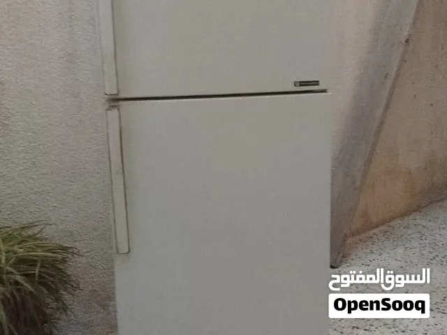 تلاجة للبيع مستعملة