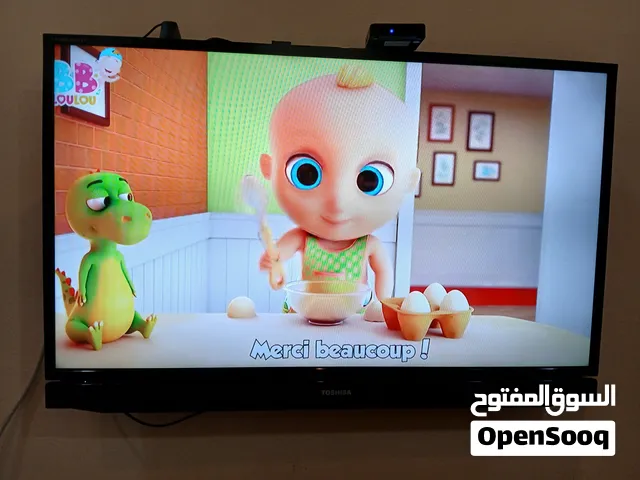 Toshiba 40 inches LED TV normal  high quality excellent condition  with original remote and tebel st