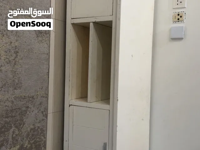 طاوله تيلفزيون بسعر 10 دينار