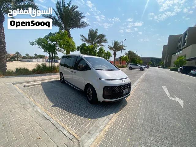URGENT SALE: Hyundai Staria — VIP Royal Edition