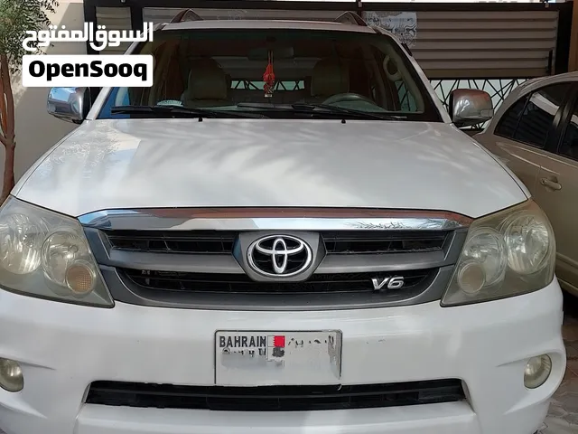 Toyota for sale very good condition overall 2006 model