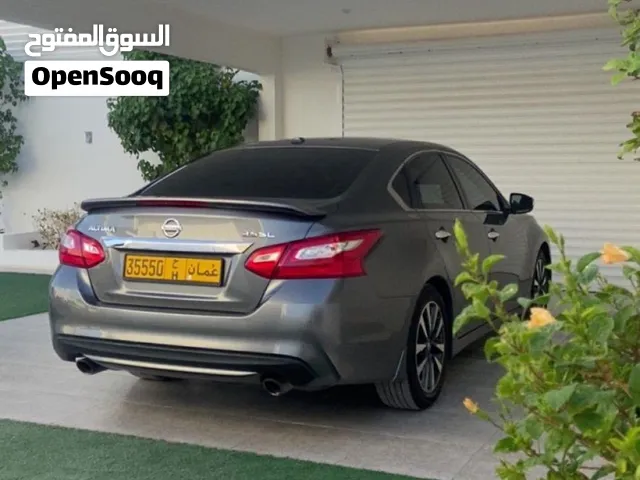 Used Nissan Altima in Al Dakhiliya