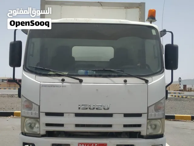 Isuzu 2010
