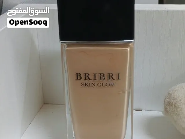 فاوديشن من بريبري تغطيته فل كاڤر ممتاز جودته حلوه ومناسبه للبشره الفاتحه اشتريته بس طلع افتح من لوني