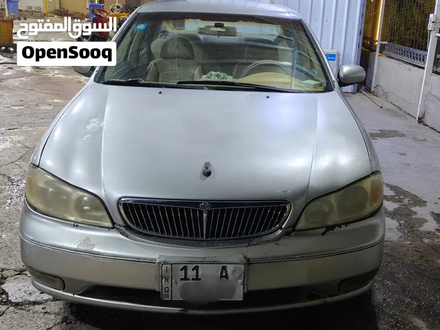 نيسان مكزما 2002