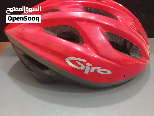خوذة بسكليت أصلية Giro - قياس (S/M) بحالة ممتازة