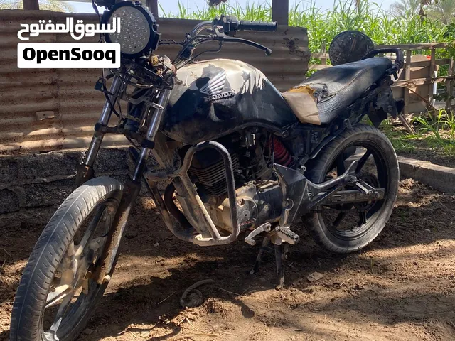 دراجة هوندا 150 سي سي