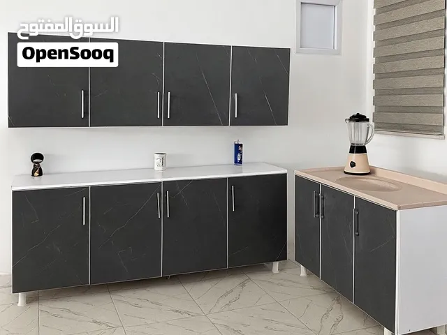 كاونترات خشب مترين ارضي وملحق مع سنك متر وعشرين مرمر 325