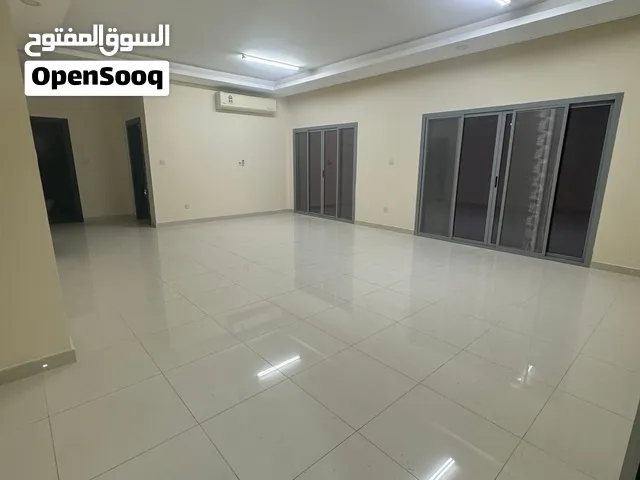 145 m2 2 Bedrooms Apartments for Rent in Muharraq Busaiteen