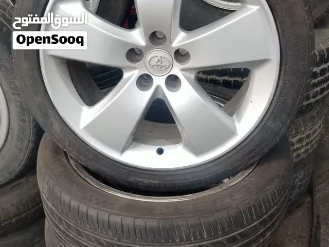 جنط تويوتا بريوس اصلي مقاس 17للبيع