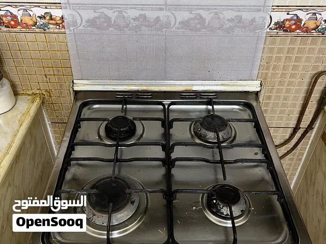 Oven / Cooking range in good condition