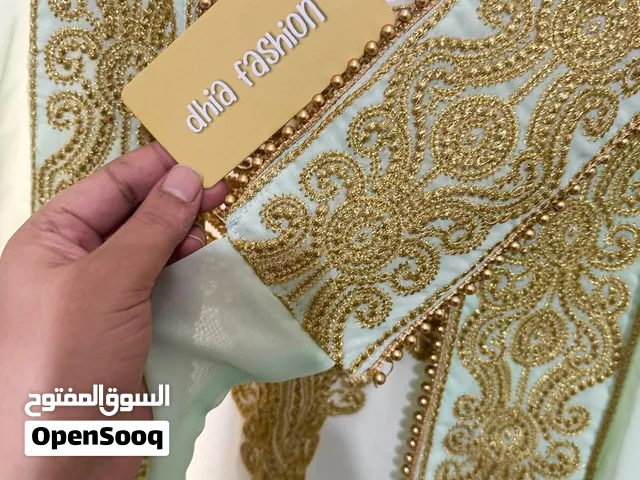 جديده عبايه لم تستخدم من الامرات (هندي)