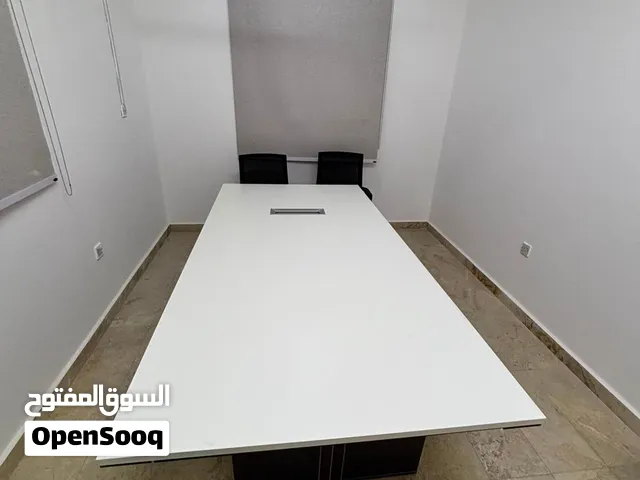 Meeting table