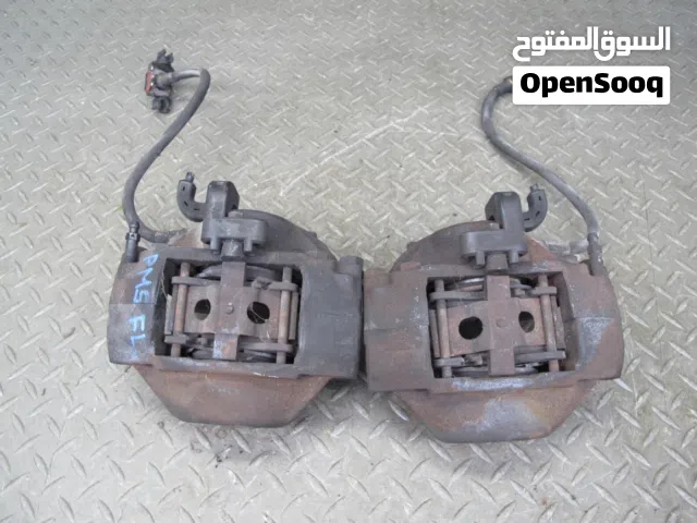 ملاقط مكابح  Mercedes W126 brake calipers