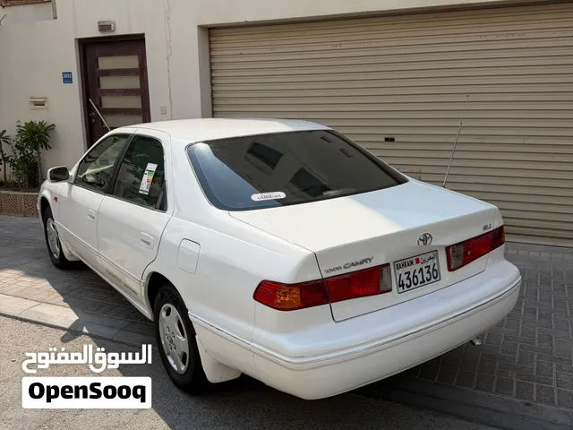كامري موديل 99 مجدده 2002 سيارة جدا نضيفه عليه رقم مميز