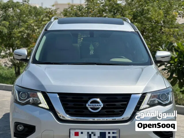 NISSAN PATHFINDER SV 2019 SILVER