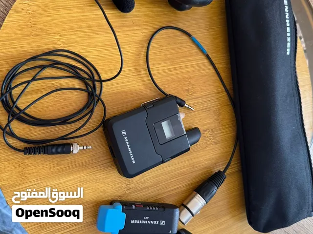 Sennheiser AVX-ME2 SET-3-UK — Professional Wireless Lavalier Microphone