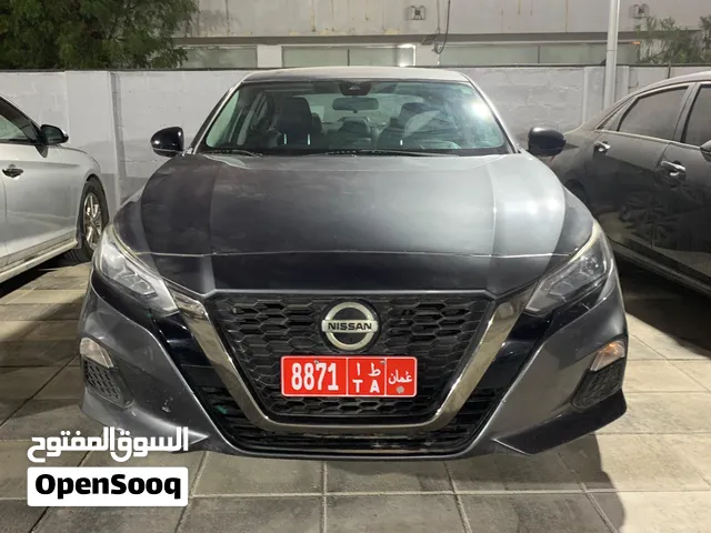 2020 Nissan Altima SR FWD – Gray  Available for Rent