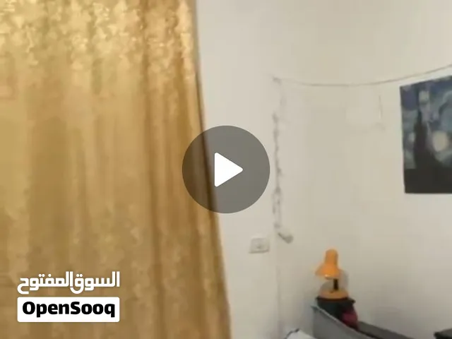 متوفر غرفة لطالبة او موظفة في بيرزيت قرب الجامعة