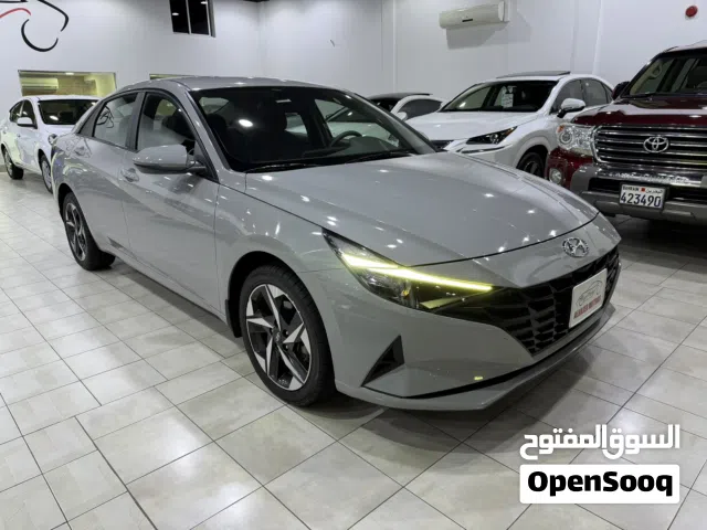 2022 HYUNDAI ELANTRA