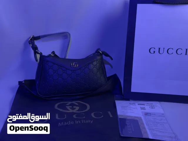 حقائب ماركات صناعة تركيه 23 قطعة مع اكياسهم و الكروت