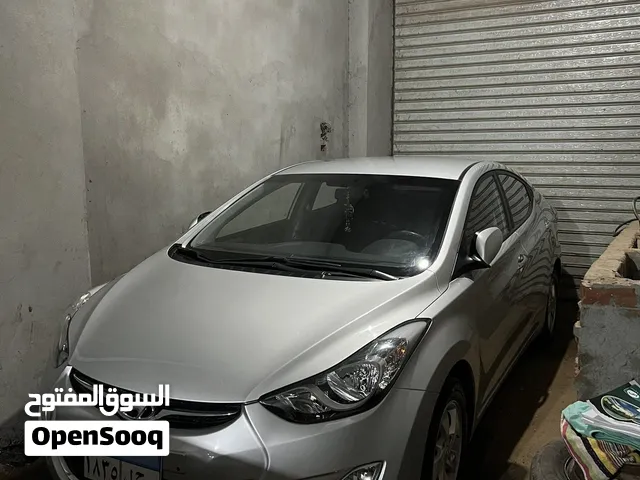 افانتى وارد كوريا حره رخصه 3 سنيين