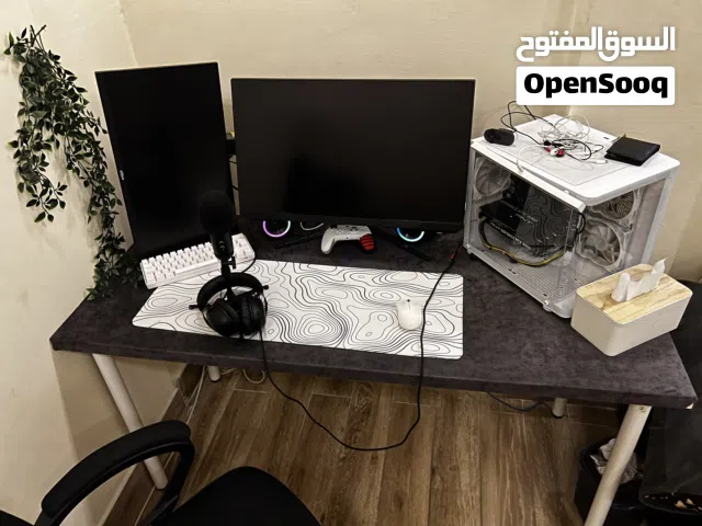 طاولة مكتب للدراسه او للقيمنق من ايكيا استعمال شخصي