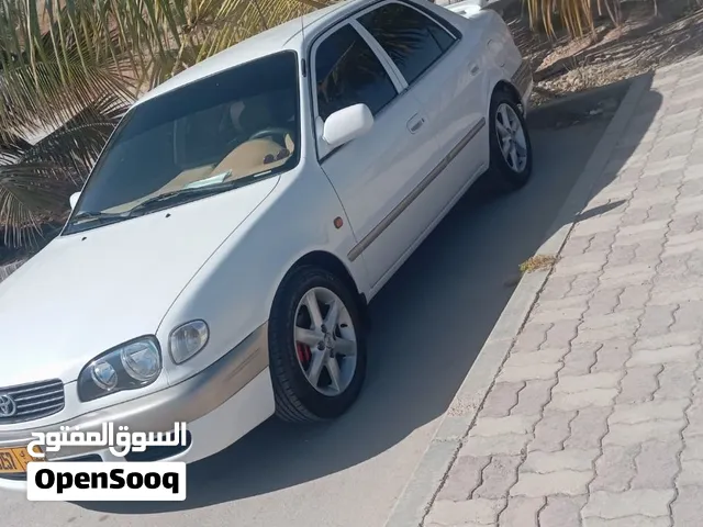 كورولا 2000 نضيف