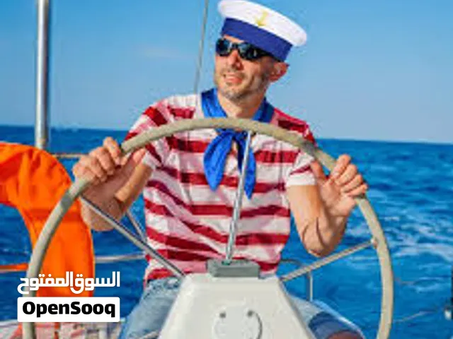 كابتن بحار سائق يخت زورق مكينة لمن يبحث عن سائق يخت بحرى سياحة عندك يخت مرينة قريبة عن طرابلس