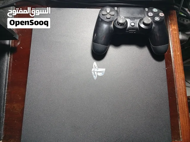 PS4 Pro 1To bon état, module CUH-7000 SERIES
