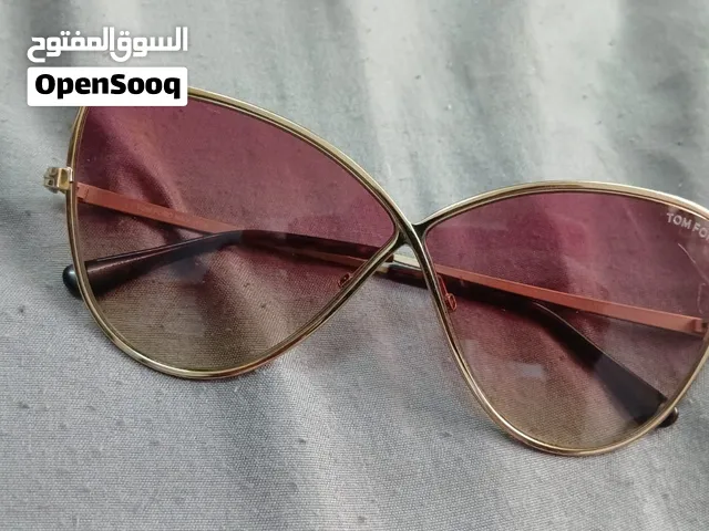 نظارات نسائي للبيع او بدل ع تلفون خلوي او البيع سعر 80 دينار