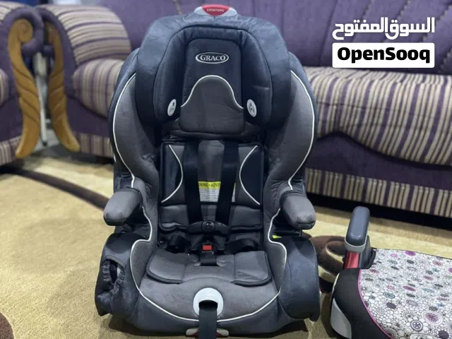 كرسي أطفال مال سيارت ماركه GRACO الكرسي جديد جدا جدا ومثل ما شايف بلموقع السعر ماله وسعره بيها مجال