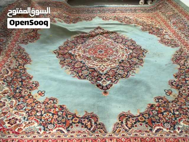 سجاد تركي منقوش للبيع مستخدم