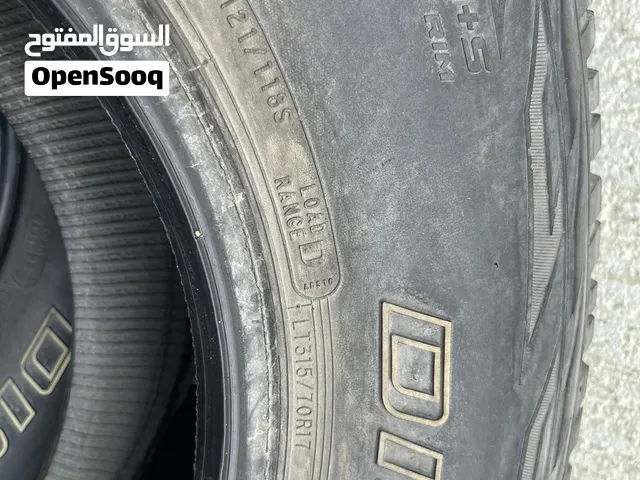 تواير حجري نضاف مافيهم شي 3 تواير حجم17 حط سعرك بالمعقول وشيلهم