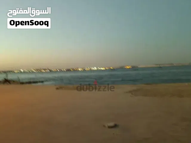 شاليه اول نمره من البحر قرية الجندول بجوار كارفور الاسماعليه بجوار النورس الدور الاول للايجار اليومي