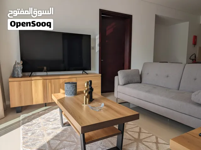 شقه 3 غرف مفروشه فرش فندقي بالموج بنايه liwan 3bhk flat with good furnished in mouj liwan bulding