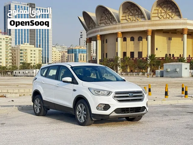 Ford escape 2019 model excellent condition agency maintain