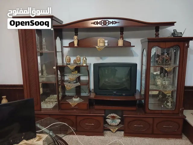 مكتبة للبيع