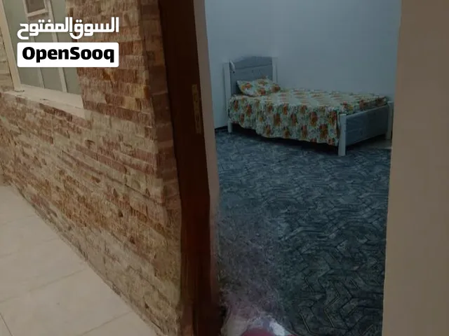 دار للبيع مساحه 200 متر طابقين شارع المهندسين مقابل منفذ ابو حنين