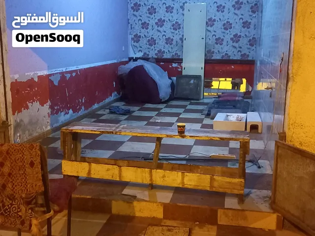 محل اجار في منطقه لبلاد الفندق مقابل مستشفي جماهريه مكان سنتر وفي حركه