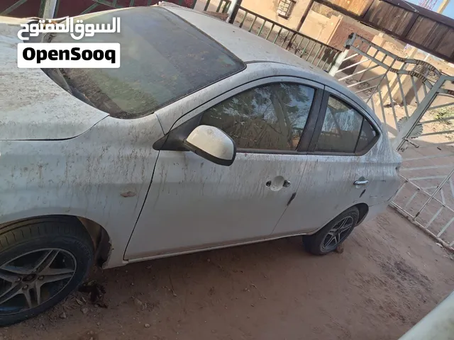 نيسان صني 2016
