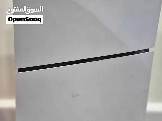 playstation 5 slim نظيف   مع زياده سعة تخزين 1تيرا من Samsung,,  مع اليد الاصليه للجاهز اليد نظيفة،