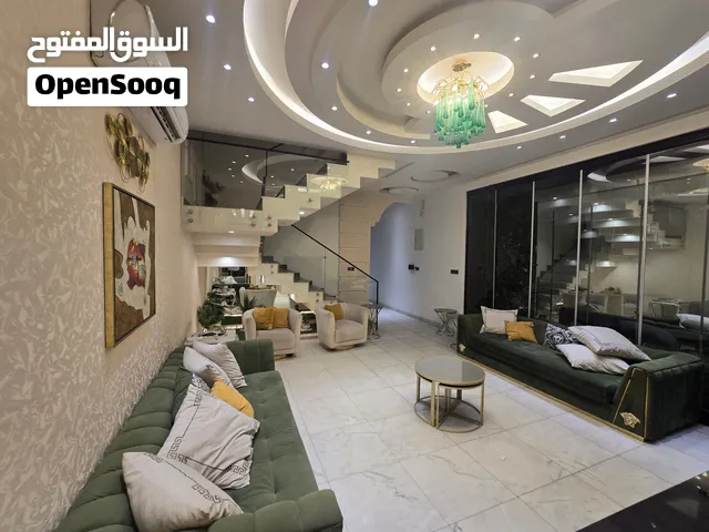 دار حديث مؤثث للايجار .. مساحة 180 متر